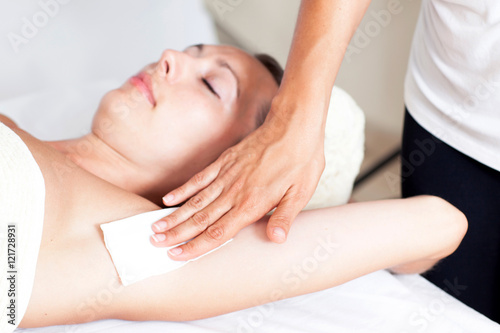 Wallpaper Mural armpit deplication Torontodigital.ca