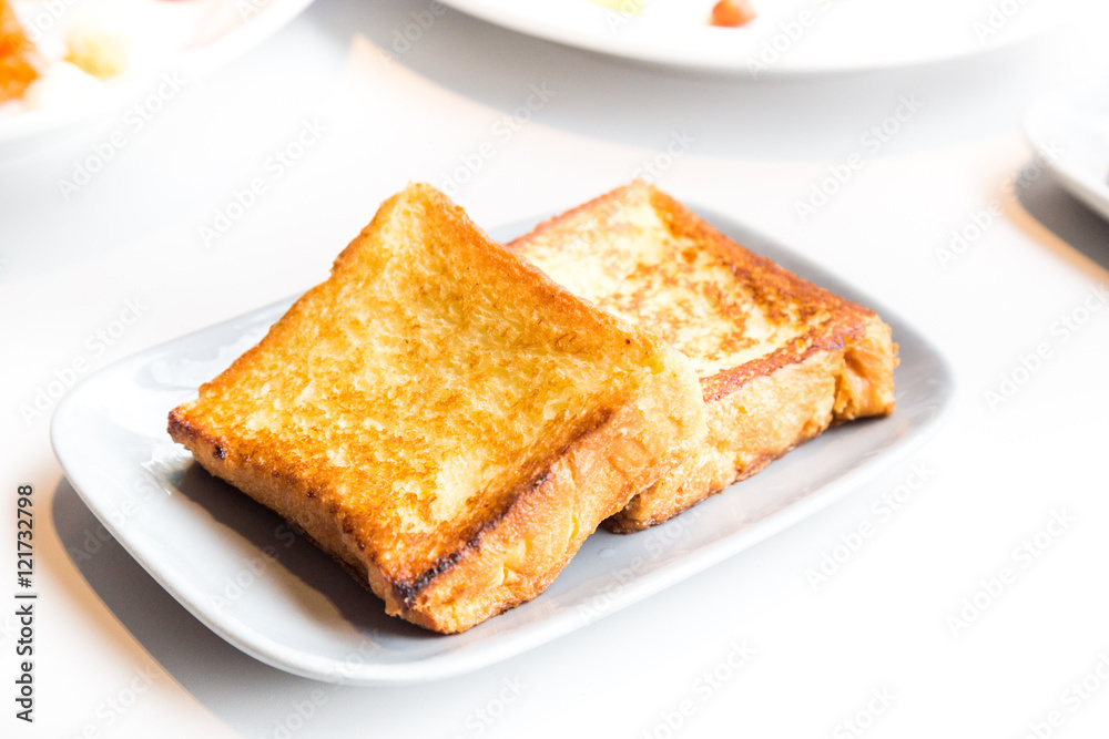 Simple French toast bread breakfast