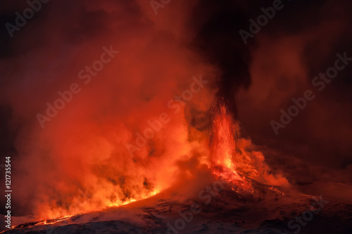 Volcano Etna eruption © Wead