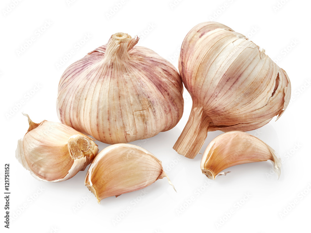 Obraz premium Garlic isolated on white background