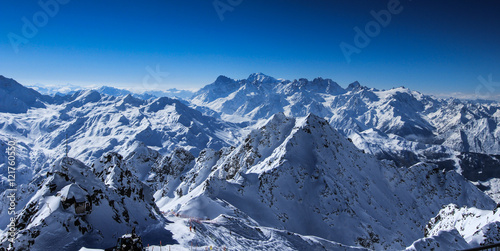 Mont Blanc Gruppe vom Mont Fort aus gesehen photo