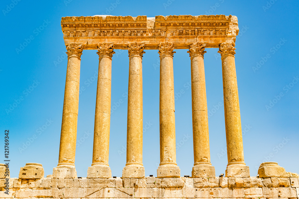 Fototapeta premium Six columns of Baalbek in Beqaa Valley, Lebanon. It is located about 85 km northeast of Beirut and about 75 km north of Damascus. It has led to its designation as a UNESCO World Heritage Site in 1984.