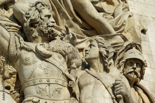 Statues des guerriers arc de triomphe de l'Etoile à Paris, France