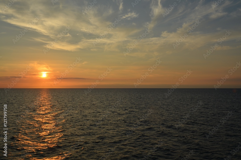 Sonnenuntergang auf der Ostsee