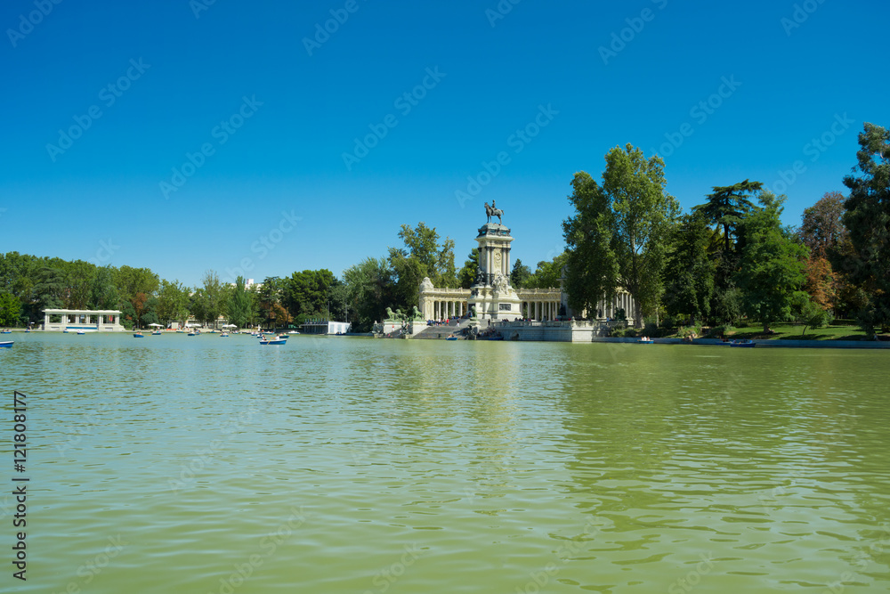Pond of the Park of the Pleasant Retreat, Madrid, Spain Pond of the Park of the Pleasant Retreat, Madrid, Spain