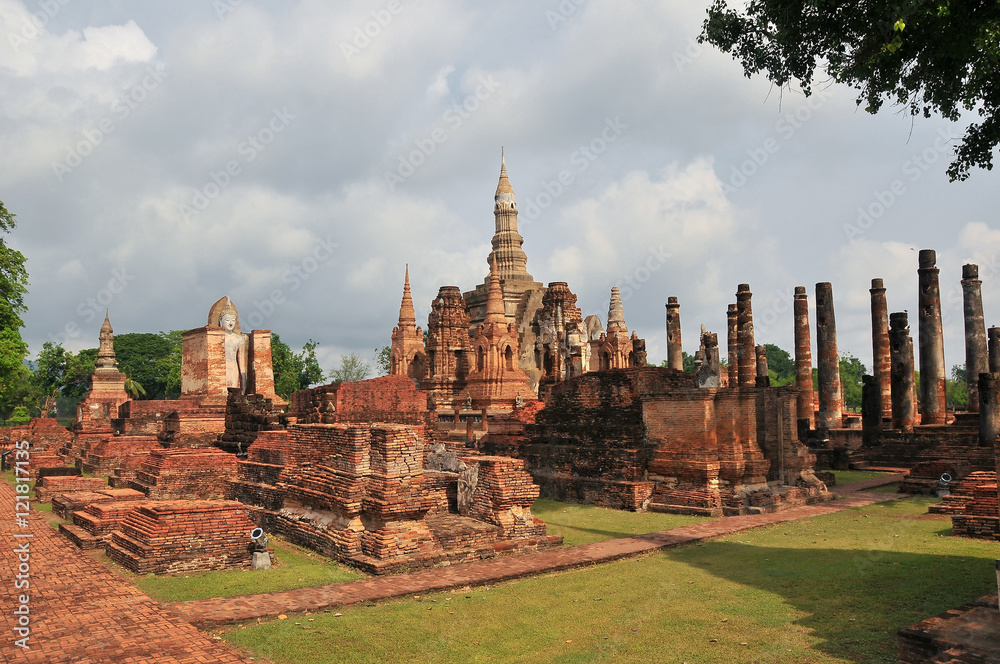 Fototapeta premium World heritage Sukhothai historical park, Thailand