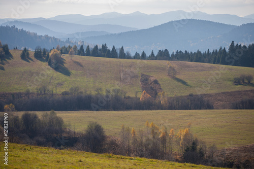 Fototapeta Naklejka Na Ścianę i Meble -  Bieszczady - jesień w Otrycie