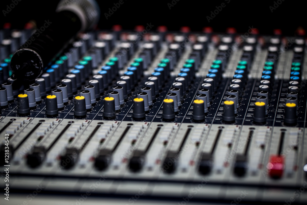 fader digital mixing console with volume meter fader digital mixing console with volume meter