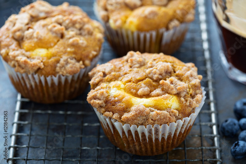 Pumpkin muffins with cheesecake filling