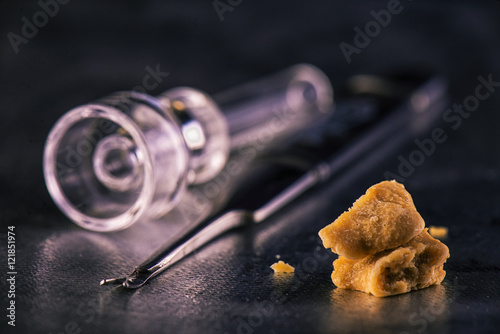 Cannabis extraction - wax crumble photo