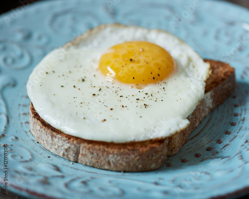 fried egg on toasted bread