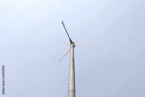 Wind Turbine © Dilok