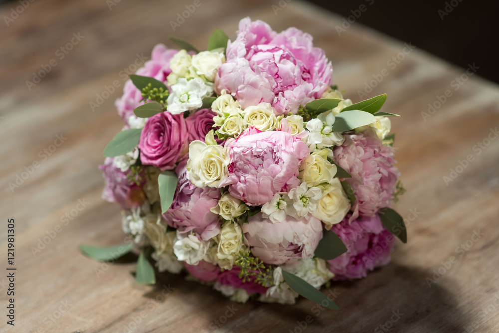 wedding bouquet pink violet white