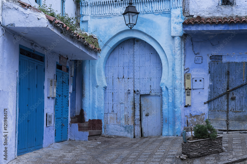 Rincones de la hermosa ciudad de Chefchaouen al norte de Marruecos