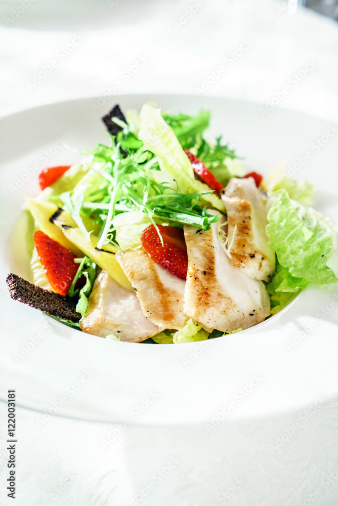 chicken salad with strawberry