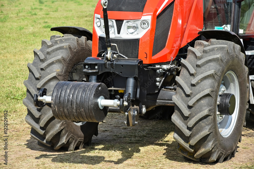 Obraz premium Front part of a tractor