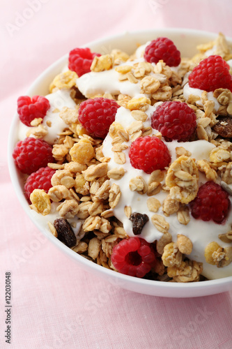 Healthy granola with berry and yogurt