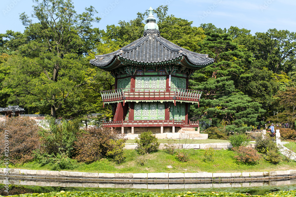 Ancient pavilion at the Gyeongbokgung Palace in Seoul