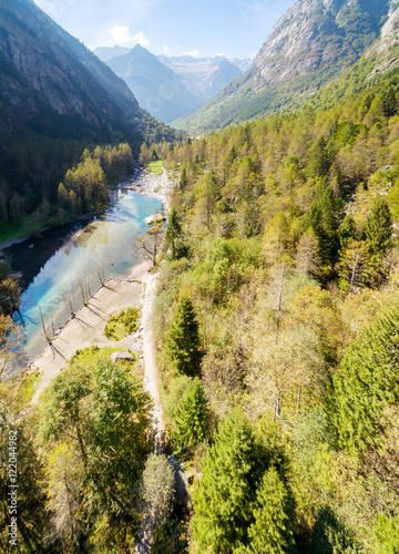 Val di Mello - Valmasino (IT) - Vista aerea