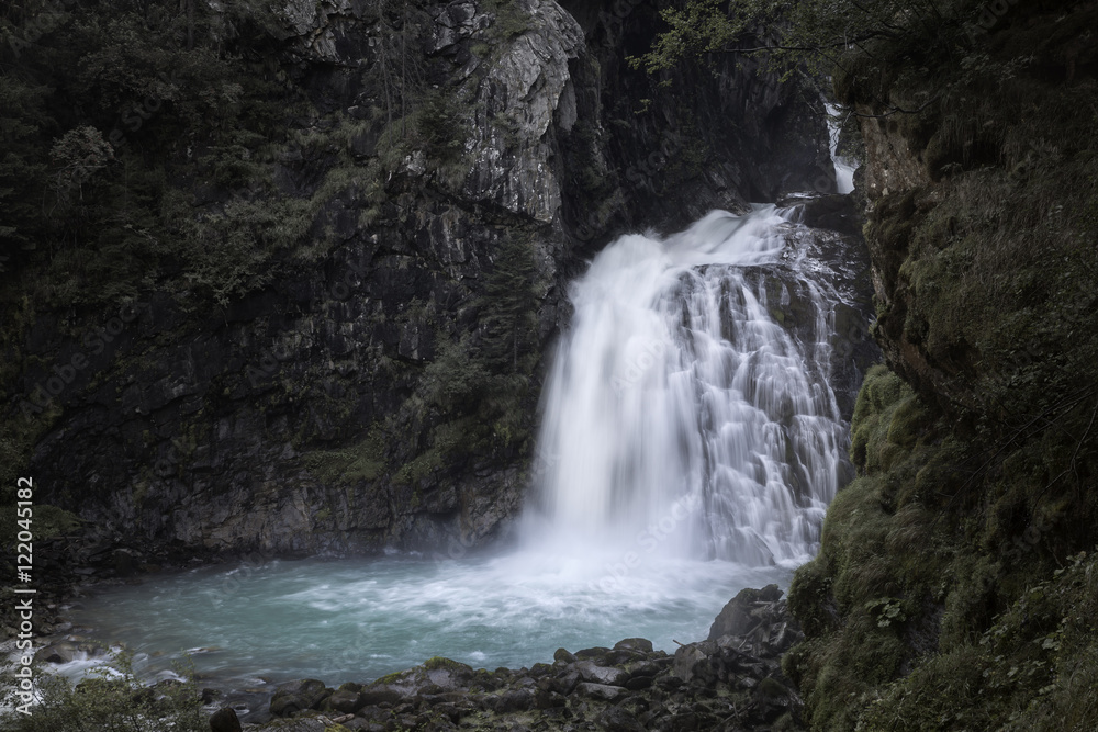 Reinbach Wasserfall in Südtirol, Italien