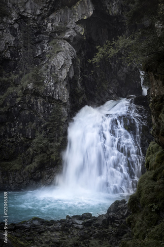 Reinbach Wasserfall in S  dtirol  Italien