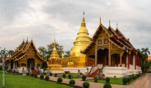  Wat Phra Singh in twilight time, Chiang Mai, Thailand
