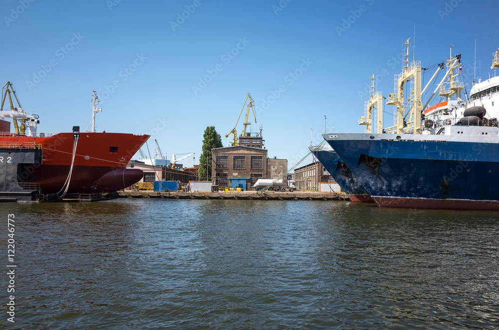 Fototapeta premium Dead Vistula, Gdańsk shipyard.