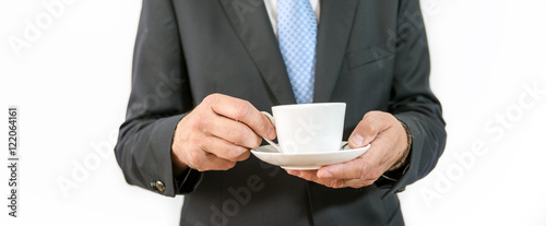 Mann als Beamter, Vertreter oder Verkäufer mit Kaffeetasse