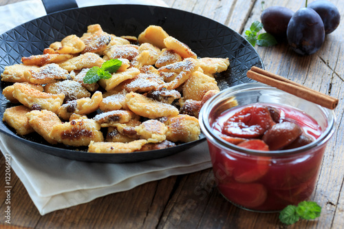 Kaiserschmarrn mit pflaumenkompott photo