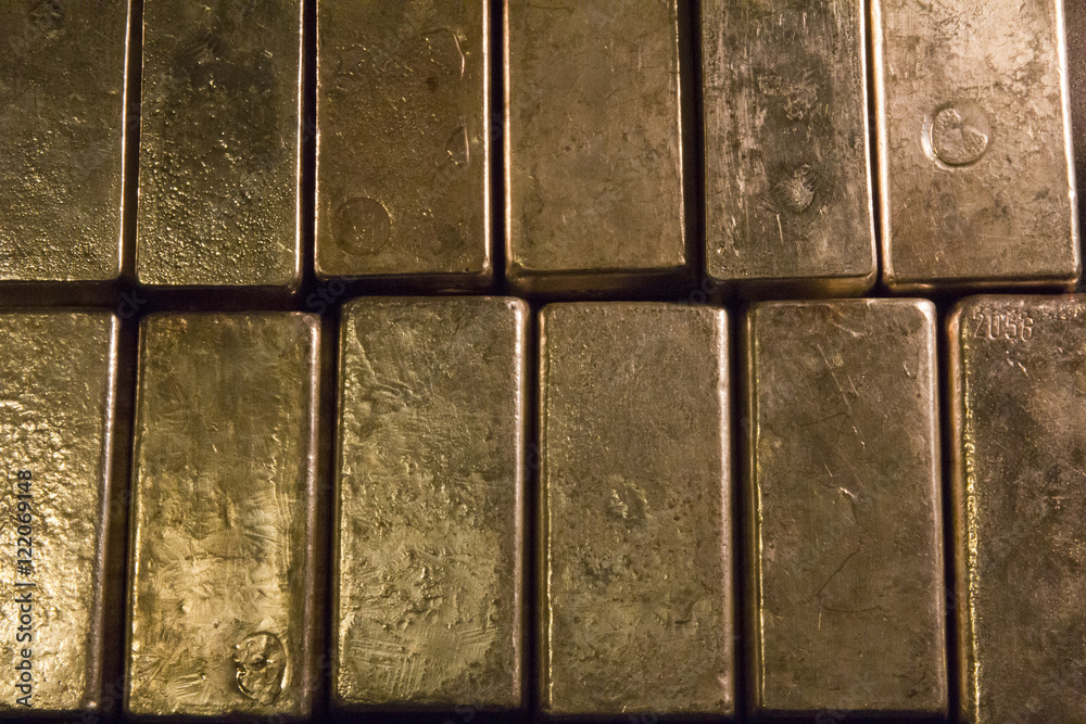 Naklejka premium Gold and Silver