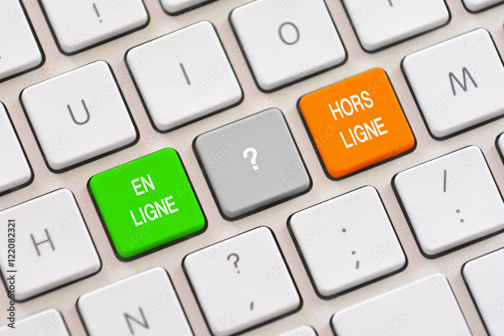 En Ligne or Hors Ligne choice in French on keyboard En Ligne or Hors Ligne choice in French on keyboard
