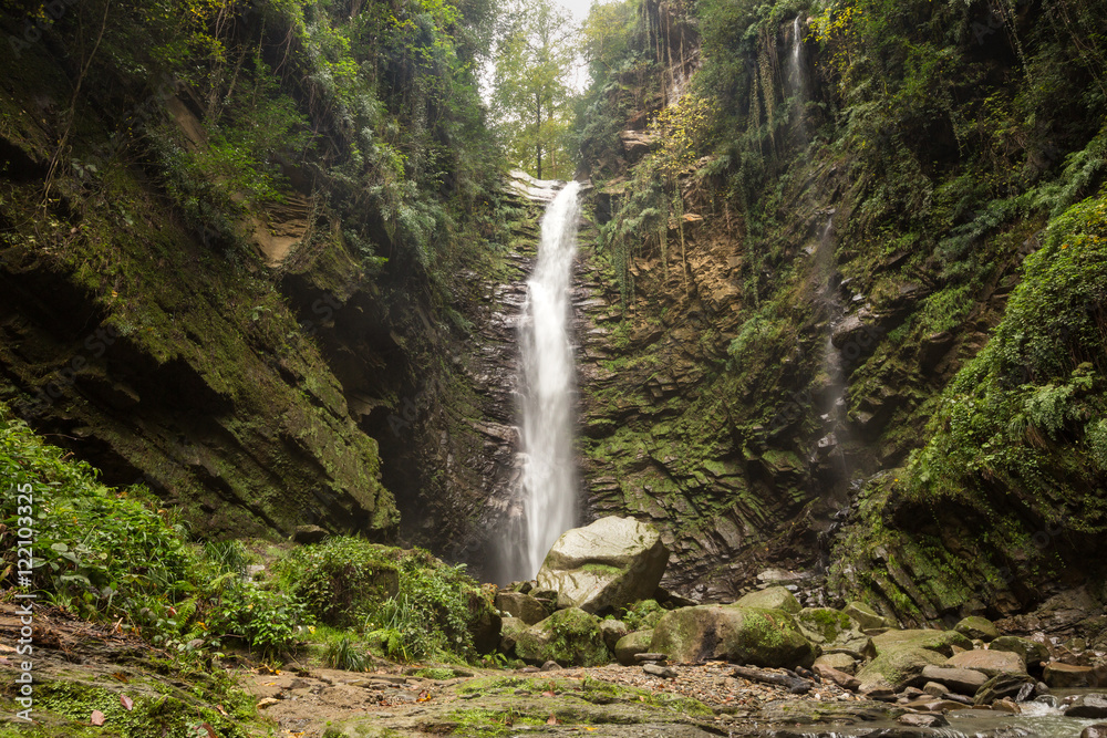 Fototapeta premium Gazou Waterfall, Mazandaran, Iran