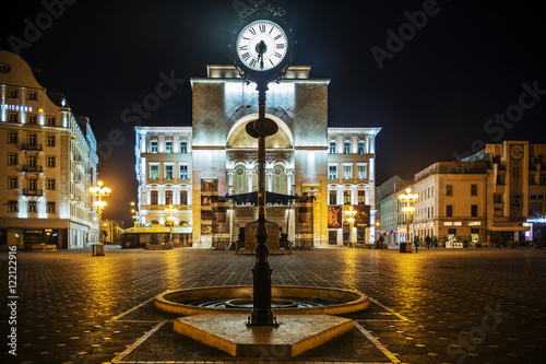 Fotografie Vintage clock in Opera Square Timisoara