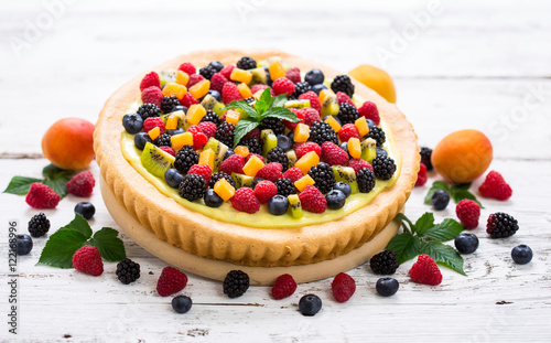 Berry fruit tart 