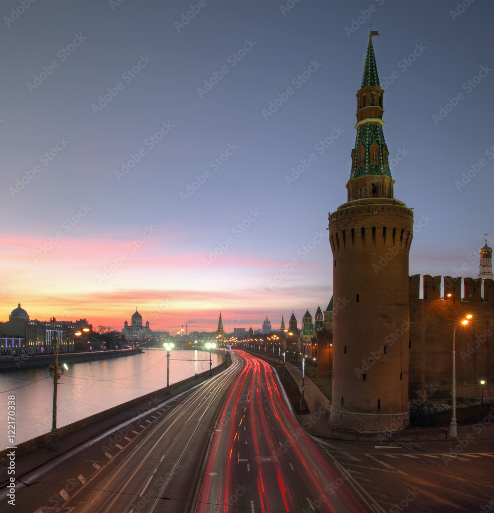 Night view to embankement of Kremlin in Moscow