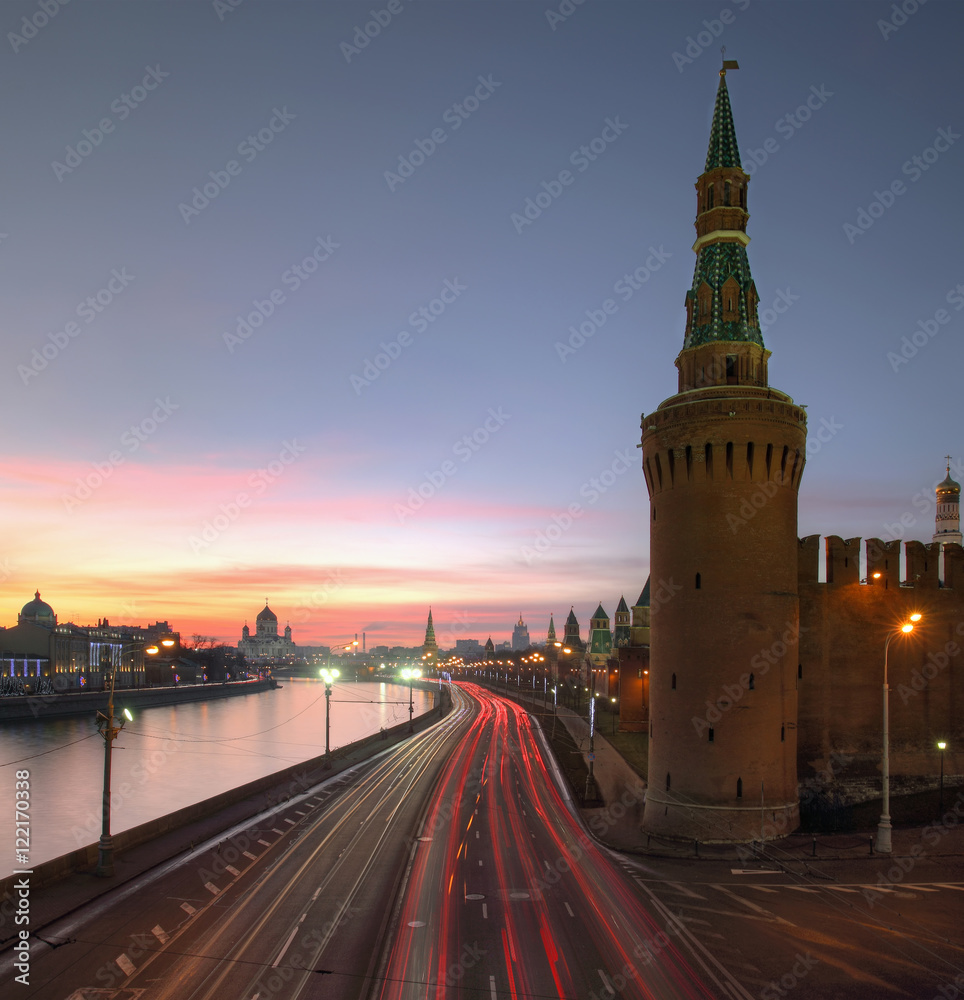 Night view to embankement of Kremlin in Moscow Night view to embankement of Kremlin in Moscow