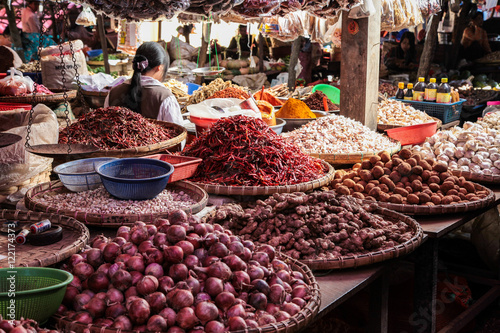 Fototapete Myanmar - Maymyo Market