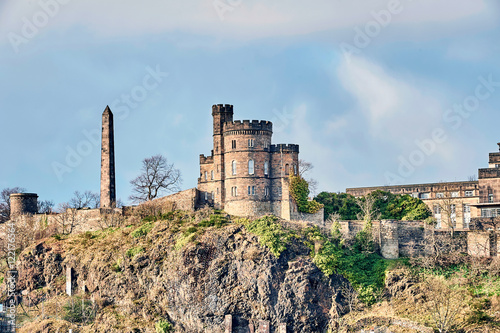 Edinburgh, View of the city, several monuments and the Castle, 