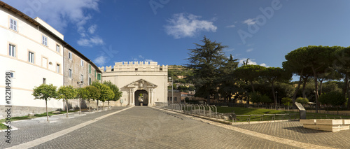 Porta del sole, Palestrina vicino Roma photo