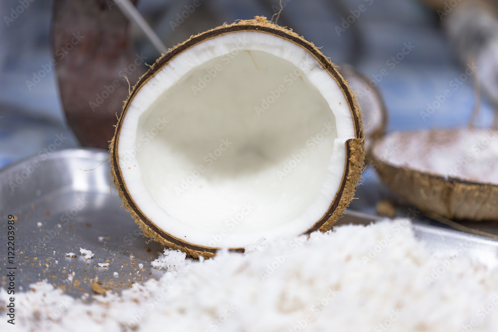grated coconut grated coconut