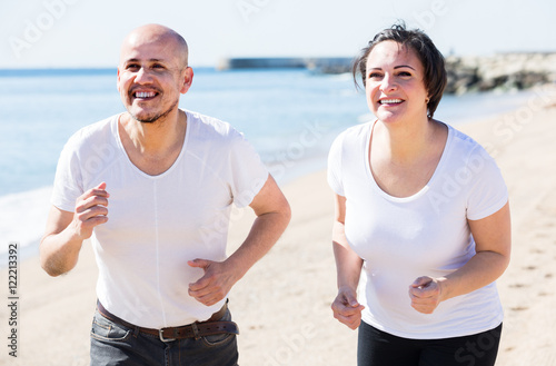 running mature couple