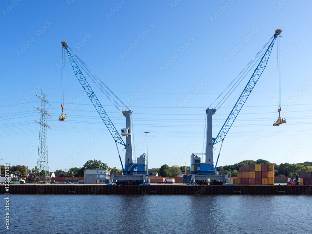 Hafen von Lübeck Travemünde