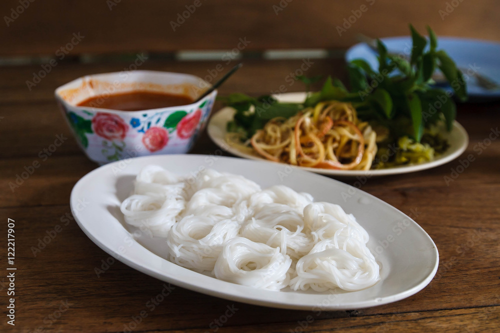 Thai Rice vermicelli with curry and vegetable. Thai Rice vermicelli with curry and vegetable.