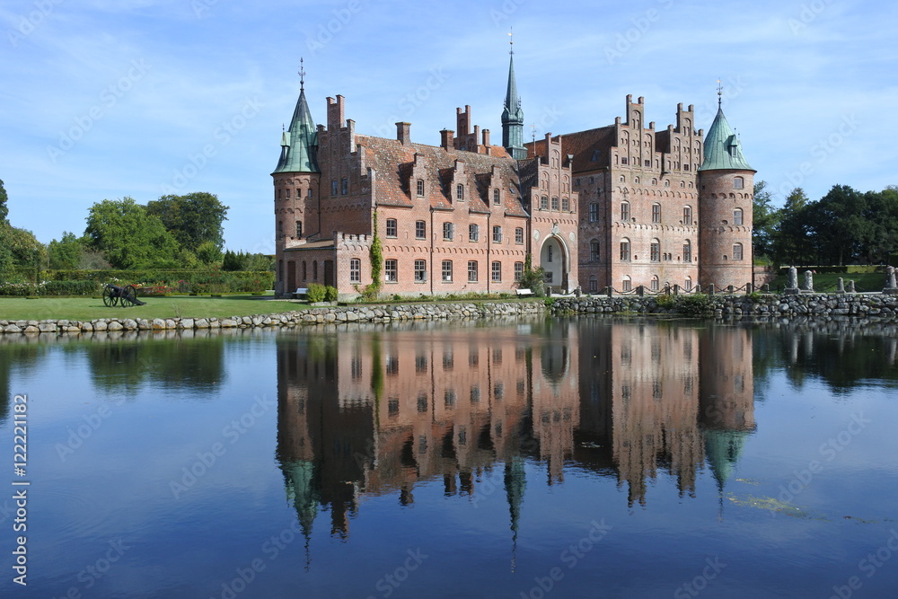 Die Wasserburg Schloss Egeskov auf Fünen in Dänemark