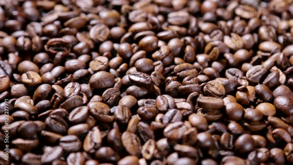 preparing roasted coffee beans with smoke preparing roasted coffee beans with smoke