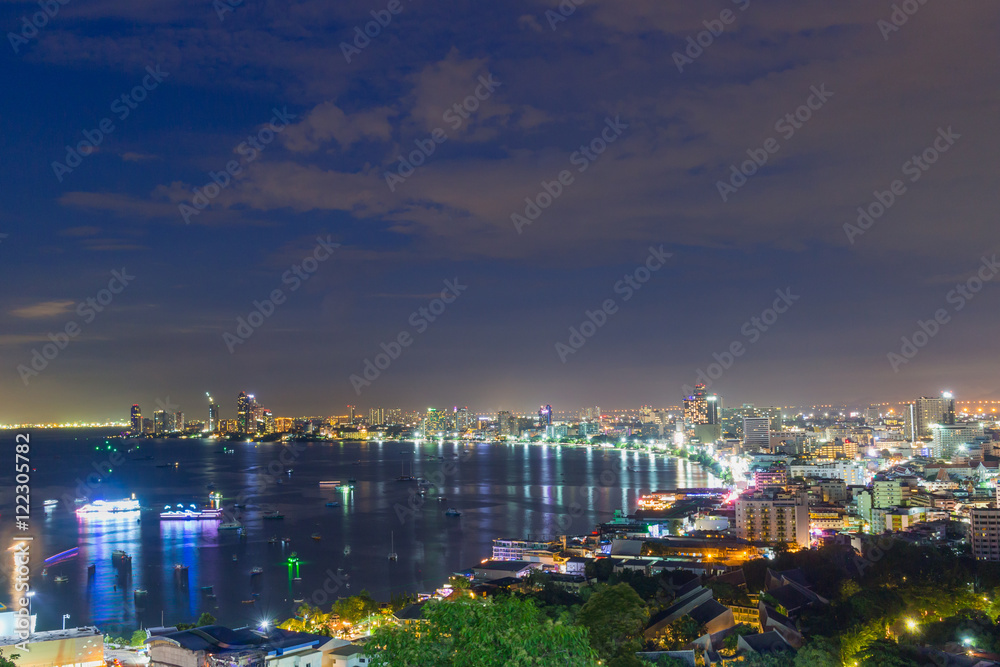 Obraz premium Cityscape Night Pattaya, Chonburi, Thailand,Viewpoint 