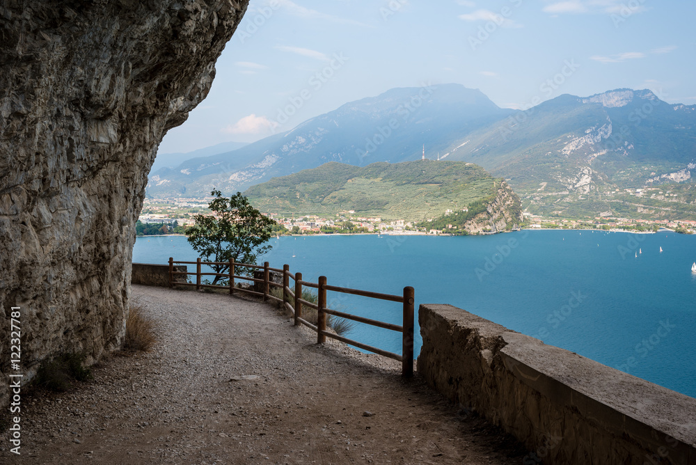 Fototapeta premium Beautiful landscape around lake garda