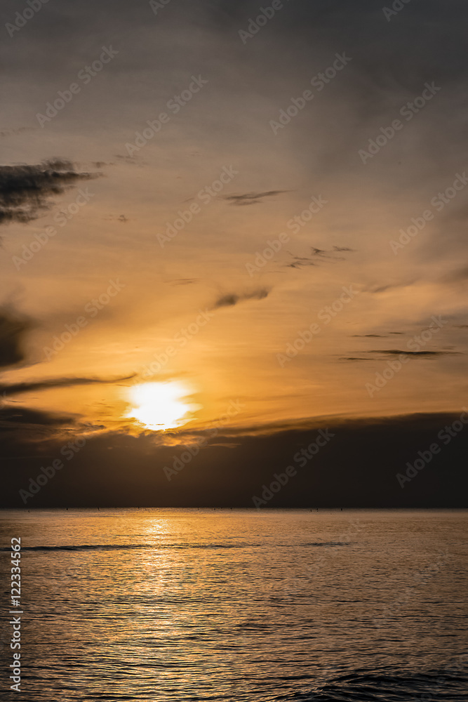 Fototapeta premium Beautiful sunrise and sunset