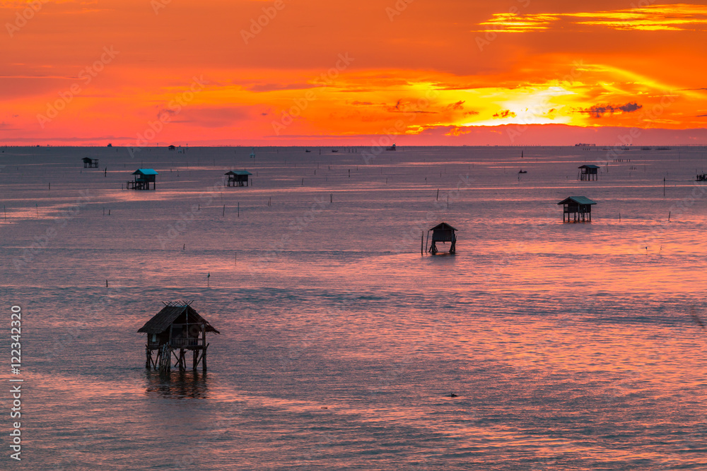 Fototapeta premium Gulf of Thailand in the sunset