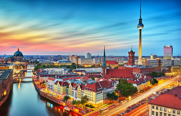 Fototapete Berlin Berliner Skyline  © outchill